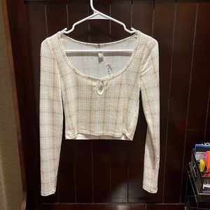 Long sleeve form PacSun